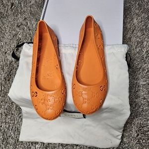 Gucci kids jelly shoes sz 2 orange